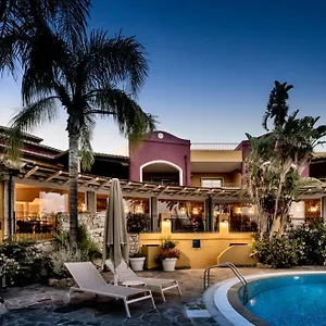 4* Hotel Cruccùris